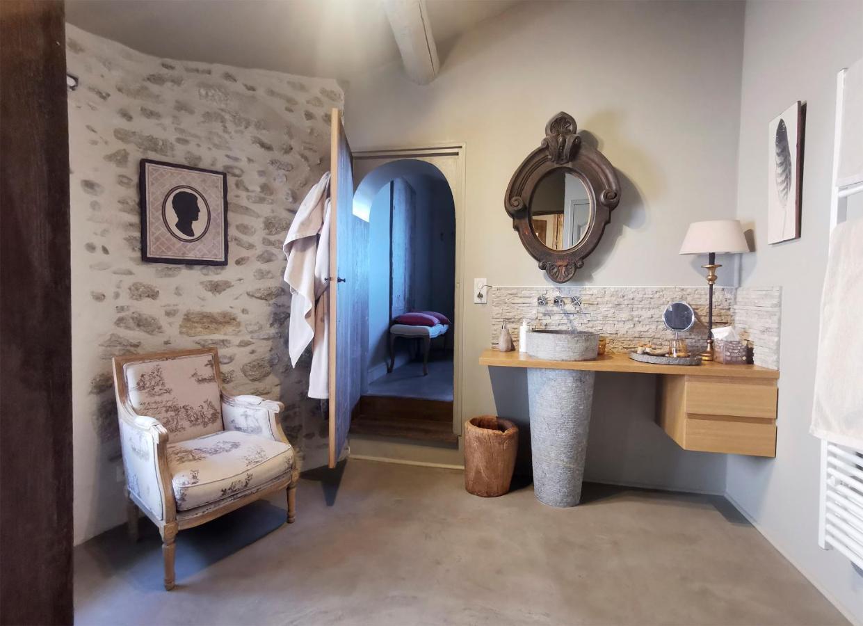 Le Petit Chateau Châteauneuf-de-Gadagne Exteriör bild